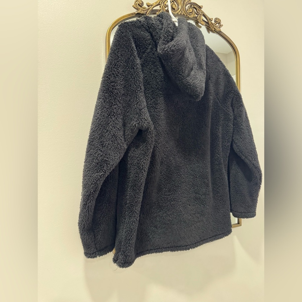 PINK Victoria's Secret Black Fleece Jacket - Picture 2 of 4